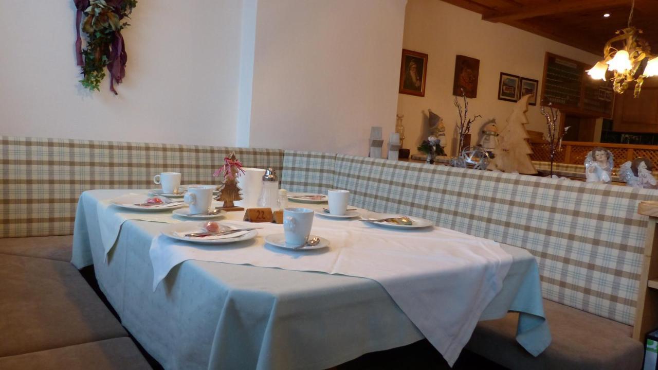 Gaestehaus Alpenland Тукс Екстер'єр фото